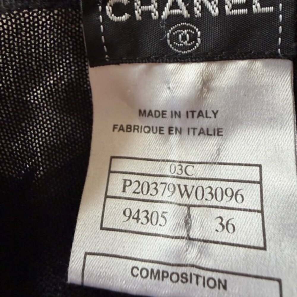 CHANEL Sweater 100% Authentic - Picture 8 of 16
